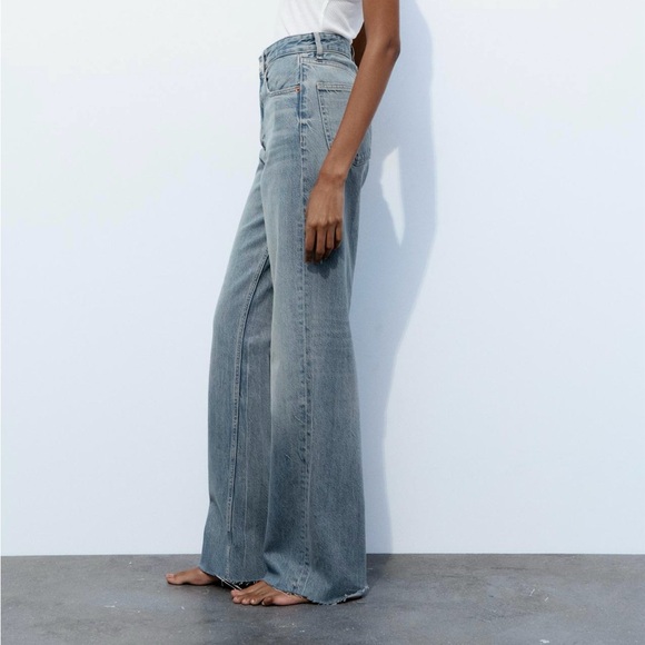 Zara High Rise Wide Leg Jeans - Picture 3 of 9